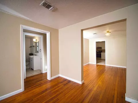 Living - 5199 Spring St, Jay, FL 32565 photo 5 of 5