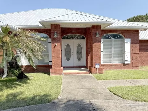 6844 Perch St, Navarre, FL 32566