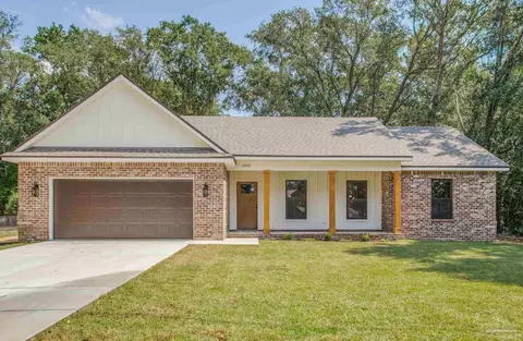 6400 Imperial Dr, Milton, FL 32570