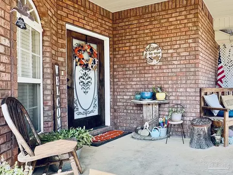 5045 Toebars Tr, Milton, FL 32583 photo 3