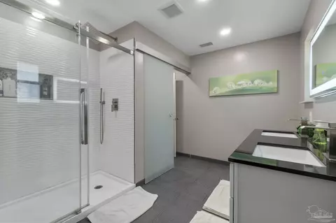 Bath - 1911 Mathison Rd, Cantonment, FL 32533 photo 2 of 4