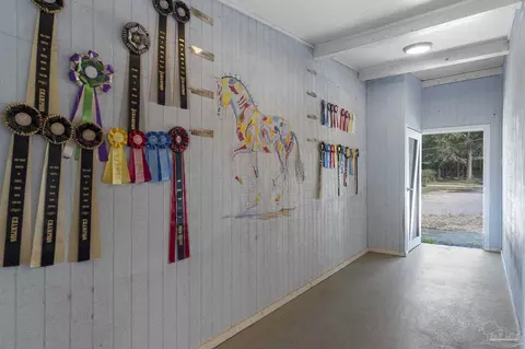 Entry Way - 1911 Mathison Rd, Cantonment, FL 32533 photo 2 of 5