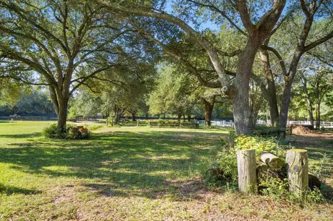 Exterior - 1911 Mathison Rd, Cantonment, FL 32533 photo 4 of 16