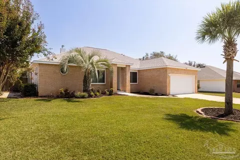 1708 Lighthouse Pointe Dr, Gulf Breeze, FL 32563