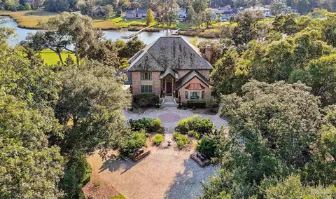 835 Tanglewood Dr, Pensacola, FL 32503