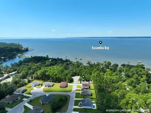 5564 Kailey Rd, Milton, FL 32583