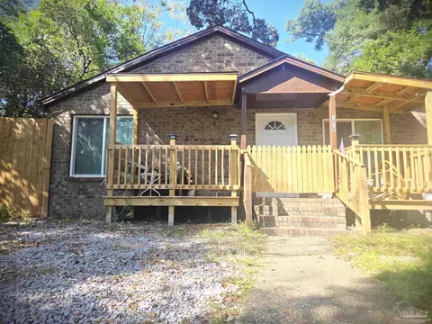 1918 W Maxwell St, Pensacola, FL 32501