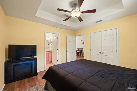 4504 Edgewood Dr, Milton, FL 32583 photo 9