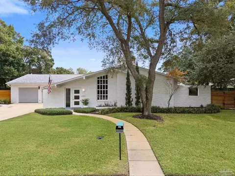 505 Boxwood Ln, Gulf Breeze, FL 32561