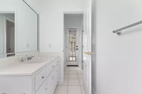 Bath - 3159 Cobblestone Dr, Pace, FL 32571 photo 3 of 5
