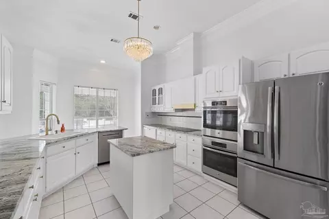 Kitchen - 3159 Cobblestone Dr, Pace, FL 32571 photo 3 of 4