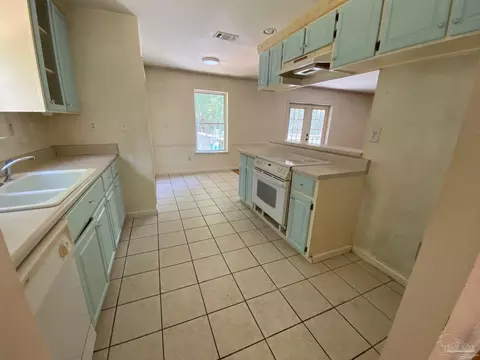 Kitchen - 1820 Garcon Point Rd, Milton, FL 32583 photo 2 of 3