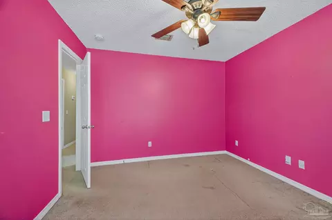 Bedroom - 7331 Copter Ln, Milton, FL 32570 photo 3 of 10