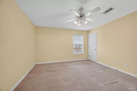 Bedroom - 7331 Copter Ln, Milton, FL 32570 photo 8 of 10