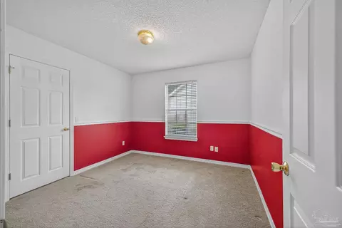 Bedroom - 7331 Copter Ln, Milton, FL 32570 photo 4 of 10