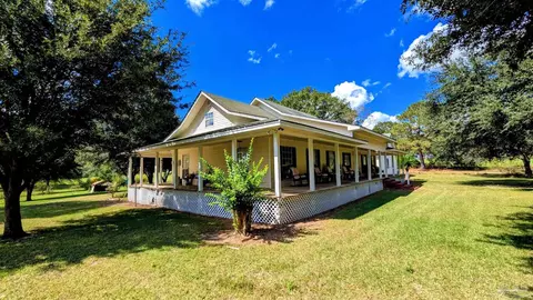 Exterior - 3171 Sam Sullivan Rd, Millry, AL 36558 photo 7 of 28