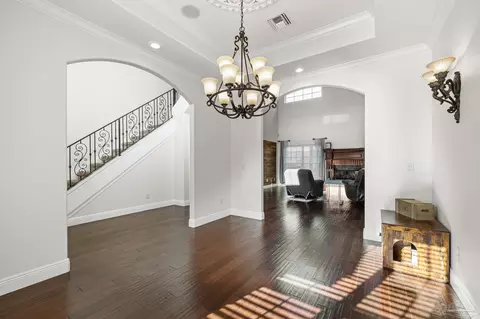 Entry Way - 5541 Marthas Mill Way, Pace, FL 32571 photo 2 of 2