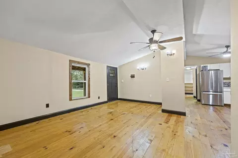 Living - 2989 N 5th Ave, Milton, FL 32583 photo 1 of 1