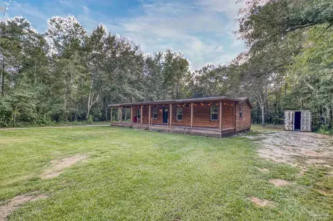 Exterior - 2989 N 5th Ave, Milton, FL 32583 photo 19 of 23