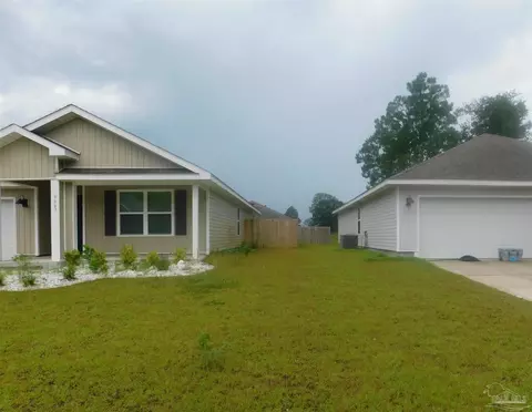 9663 Angel Oak Dr, Pensacola, FL 32526