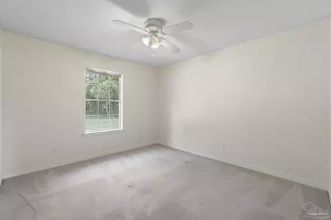 Bedroom - 5246 Persimmon Ln, Milton, FL 32570 photo 3 of 6