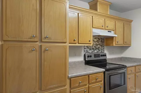 Kitchen - 5246 Persimmon Ln, Milton, FL 32570 photo 2 of 3