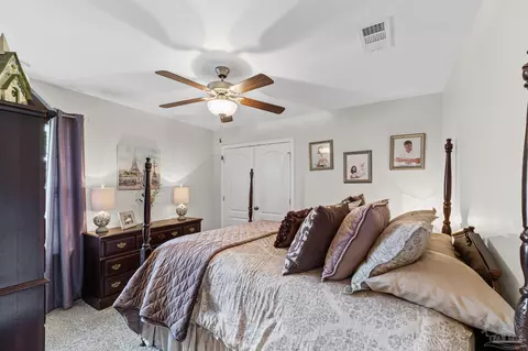 Bedroom - 5587 Dunridge Dr, Pace, FL 32571 photo 4 of 5