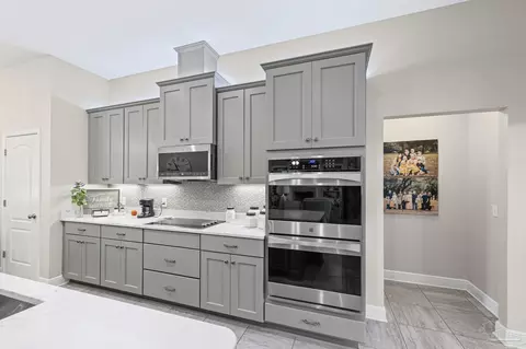 Kitchen - 5587 Dunridge Dr, Pace, FL 32571 photo 4 of 4