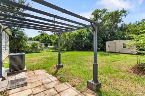 Exterior - 203 Booth Ave, Cantonment, FL 32533 photo 4 of 4