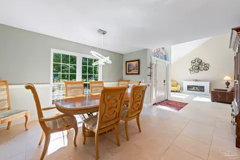 Dining - 7232 Bayshore Dr, Milton, FL 32583 photo 2 of 2