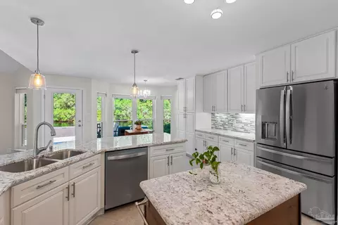 Kitchen - 7232 Bayshore Dr, Milton, FL 32583 photo 3 of 6