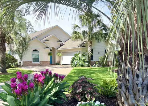 5940 N Bay Point Dr, Pensacola, FL 32507