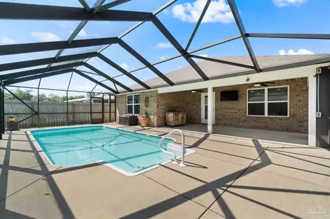 Exterior - 4082 Chickadee St, Milton, FL 32583 photo 9 of 14
