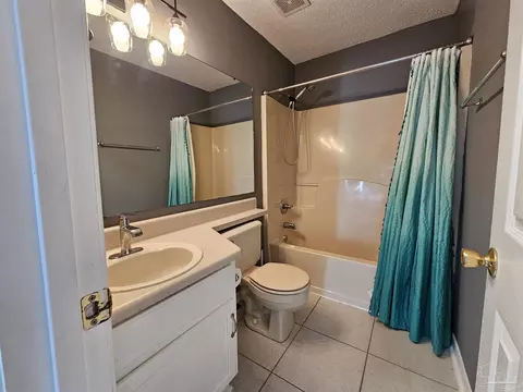 Bath - 5792 Todd St, Pace, FL 32571 photo 3 of 3