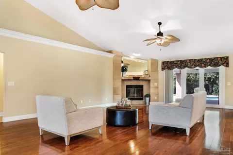 6057 Paige Pointe Dr, Milton, FL 32570 photo 17