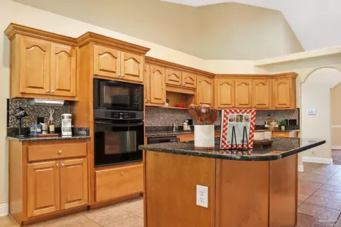 6057 Paige Pointe Dr, Milton, FL 32570 photo 11
