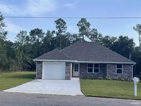 6761 Harvell St, Milton, FL 32570