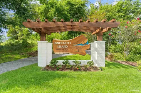 5602 N Shore Way, Pensacola, FL 32507