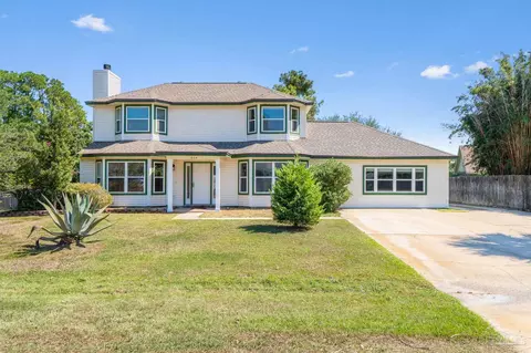 1604 Sumatra Ln, Gulf Breeze, FL 32563