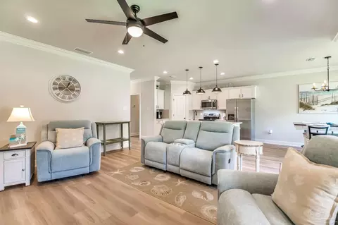4246 Southern Palm Dr, Pace, FL 32571 photo 9