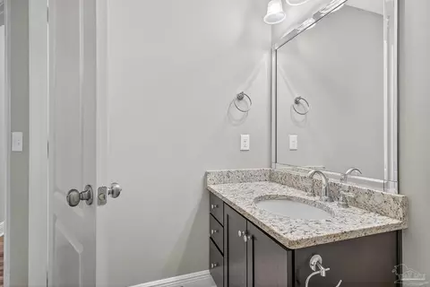 Bath - 5928 Augustine Dr, Pace, FL 32571 photo 2 of 7