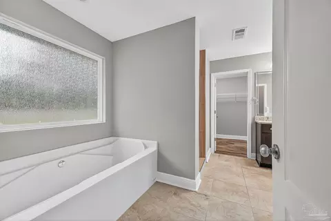 Entry Way - 5928 Augustine Dr, Pace, FL 32571 photo 14 of 17