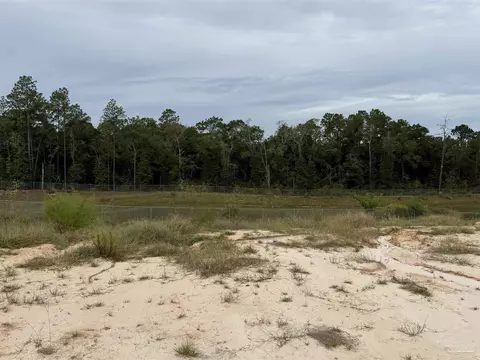View/Area - 7721 Piper Cir, Milton, FL 32583 photo 2 of 5