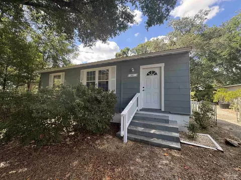 301 Chaseville St, Pensacola, FL 32507