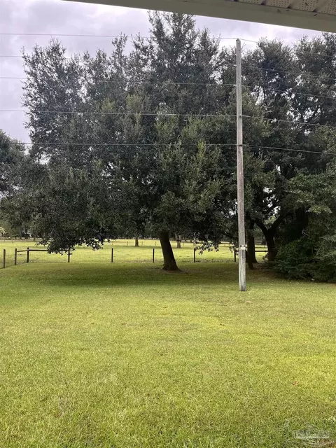 Exterior - 4076 Berry Cir, Pace, FL 32571 photo 3 of 5