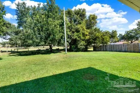 Exterior - 4076 Berry Cir, Pace, FL 32571 photo 4 of 5