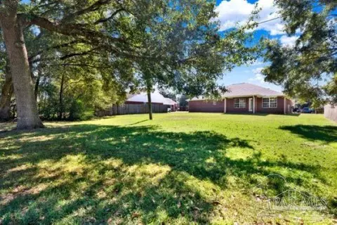 Exterior - 4076 Berry Cir, Pace, FL 32571 photo 5 of 5