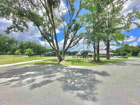 Exterior - 5497 Tucker Cir, Pace, FL 32571 photo 9 of 9
