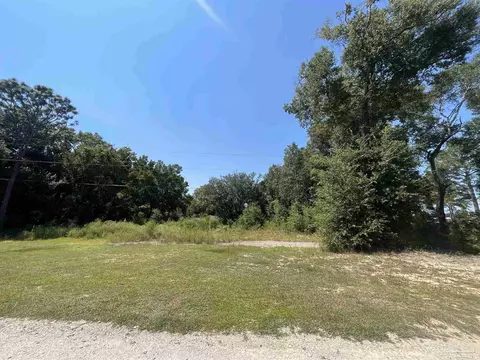 2500 Longleaf Dr, Pensacola, FL 32526