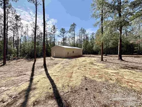 6605 Dingo Dr, Milton, FL 32583